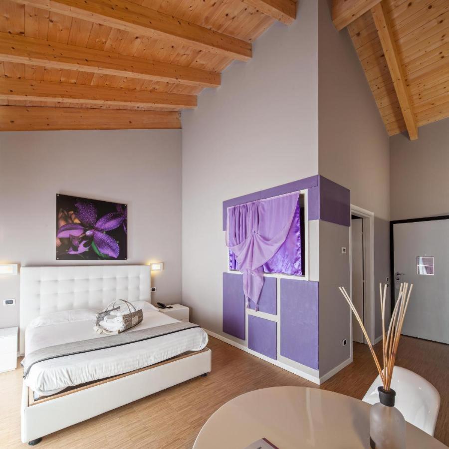 Tenuta Valdorso - Agri Resort Montechiaro D'acqui Buitenkant foto