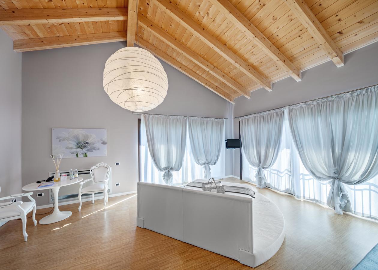 Tenuta Valdorso - Agri Resort Montechiaro D'acqui Buitenkant foto